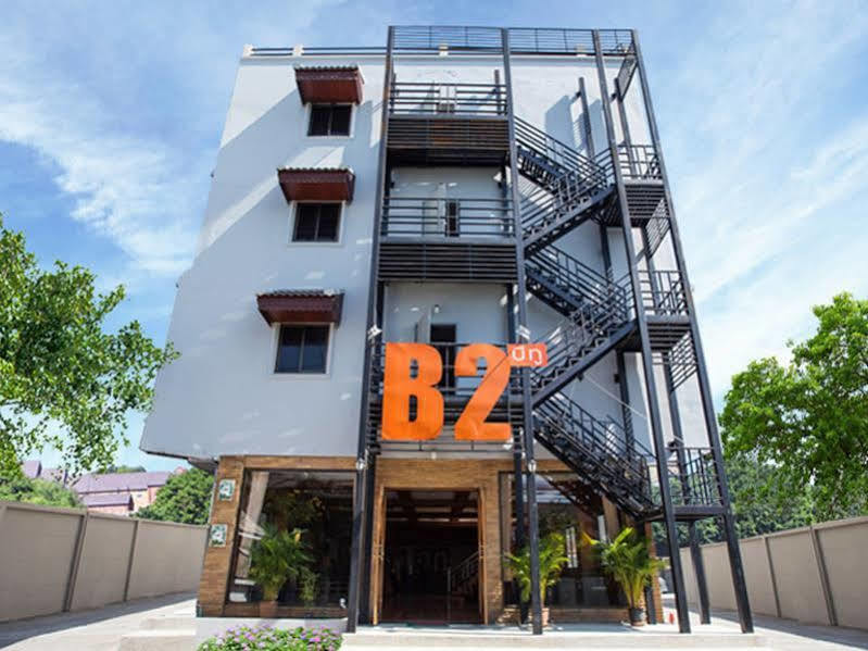 B2 Night Bazaar Chiang Rai Hotel Esterno foto